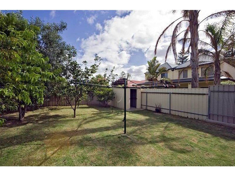 2 Clovelly Avenue, Glenelg North SA 5045