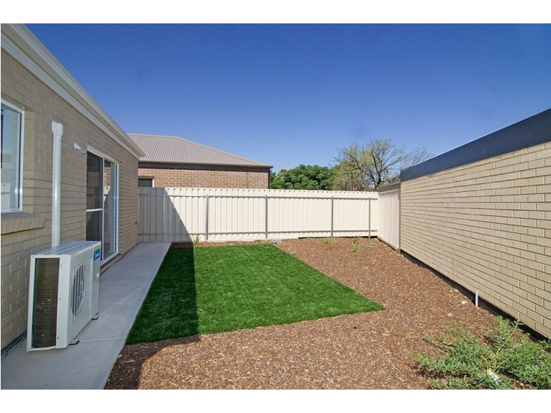 23 Stafford, Clearview SA 5085