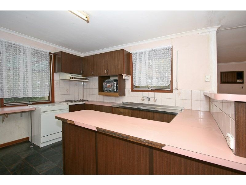 2 Burford Street, Elizabeth Downs SA 5113