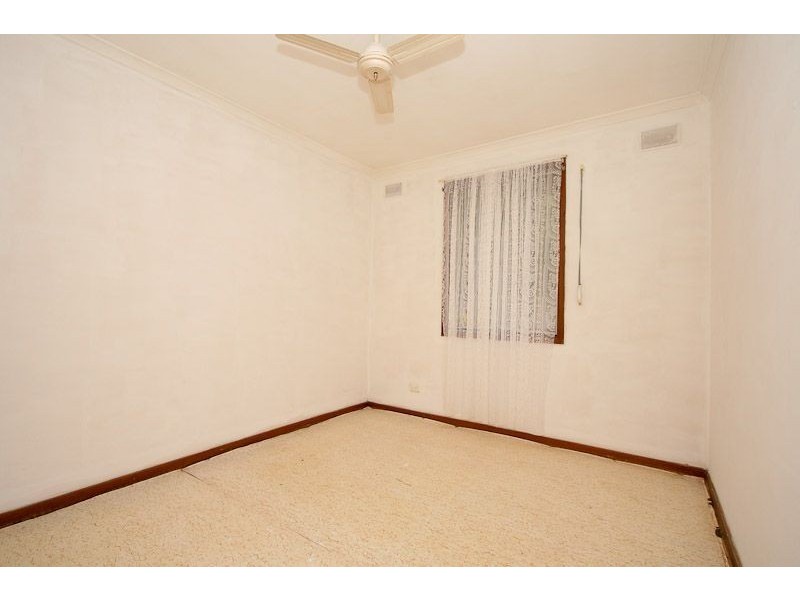 2 Burford Street, Elizabeth Downs SA 5113