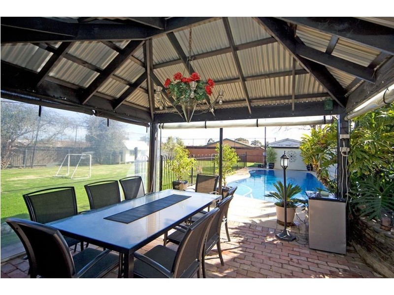 8 Alexander Ave, Ashford SA 5035