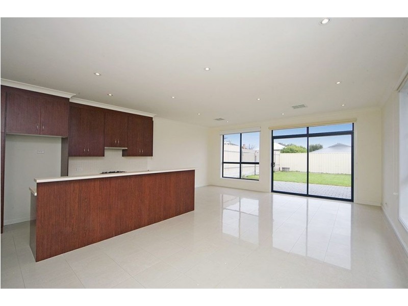 13A Hillsea Avenue, Clearview SA 5085