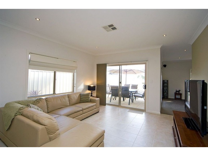 25a Windsor Grove, Klemzig SA 5087