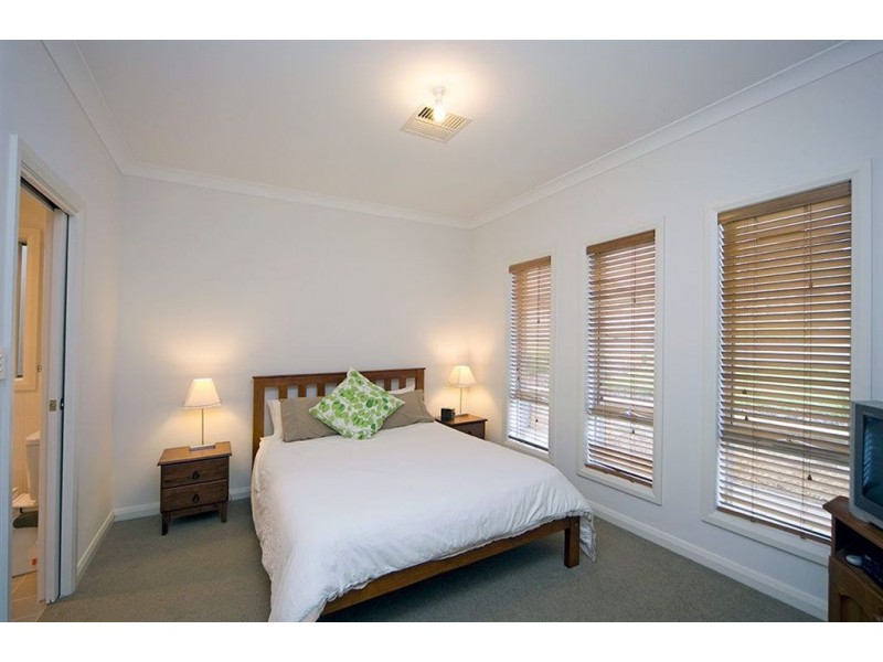 25a Windsor Grove, Klemzig SA 5087