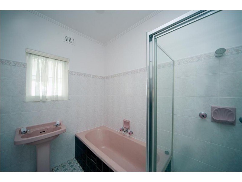 7 Lyall Ave, Hampstead Gardens SA 5086