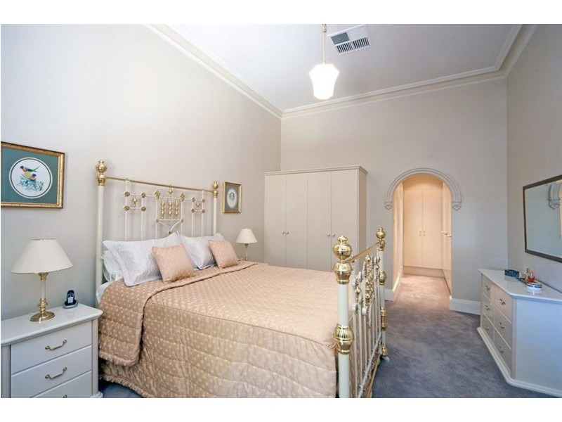 31 First Avenue, St Peters SA 5069