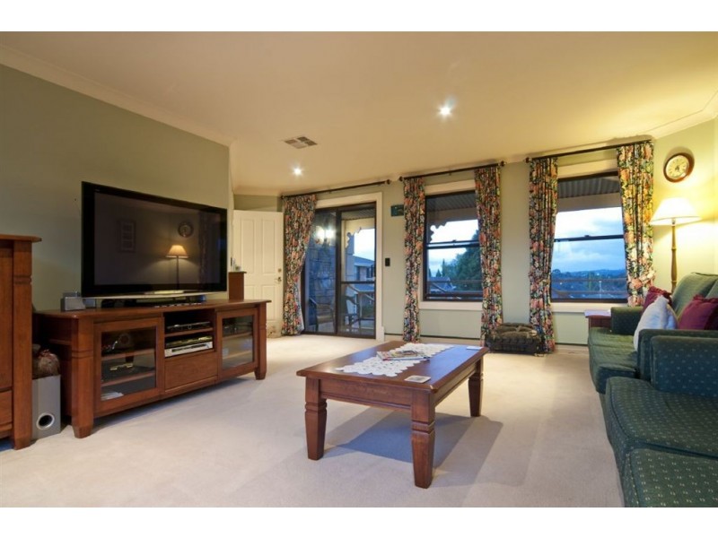 12 Caroline Court, Golden Grove SA 5125