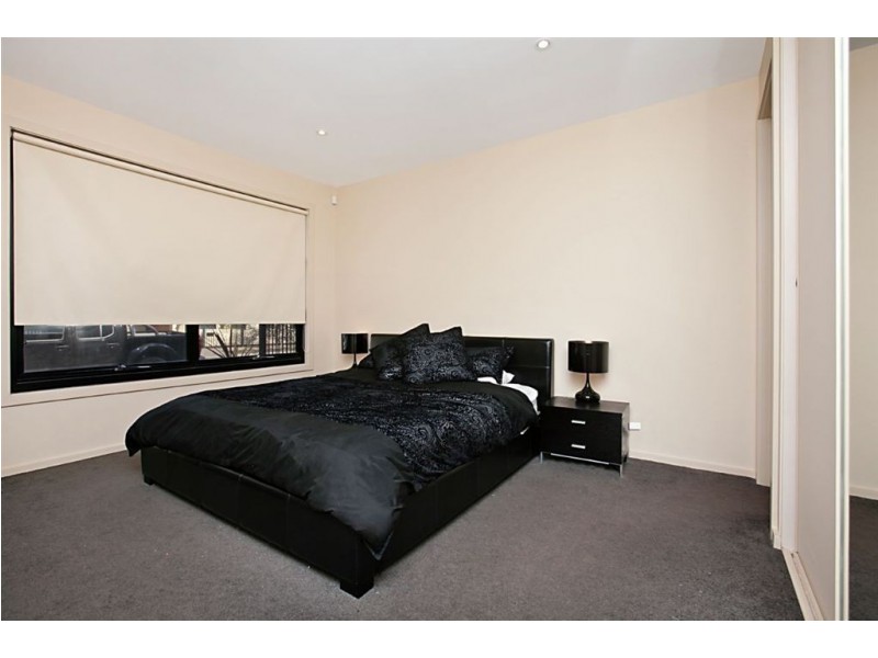 8 Adeline Street, Mawson Lakes SA 5095