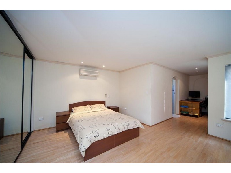 1 Benacre Close, Glen Osmond SA 5064