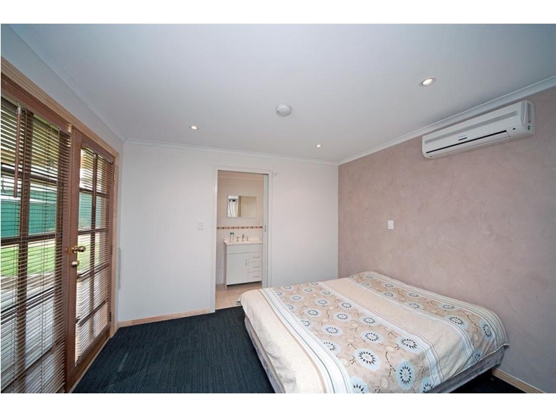 14 Geoffrey Avenue, Valley View SA 5093