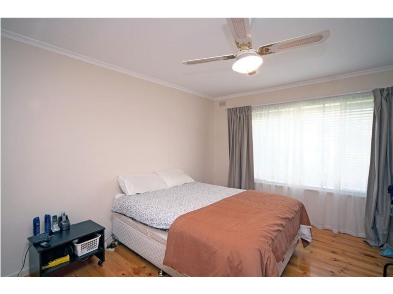 14 Geoffrey Avenue, Valley View SA 5093