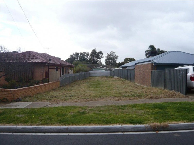 25 Clearview Crescent, Clearview SA 5085