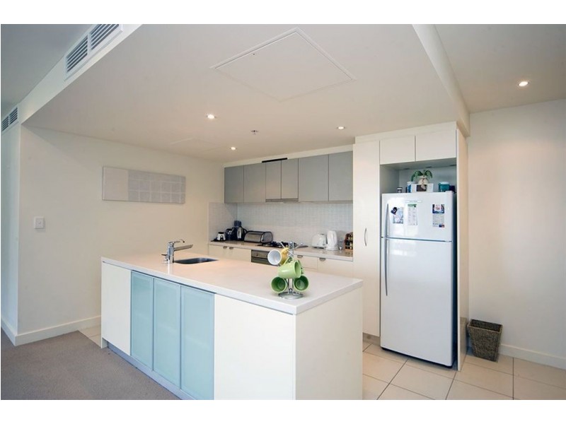 804/19 Holdfast Promenade, Glenelg SA 5045
