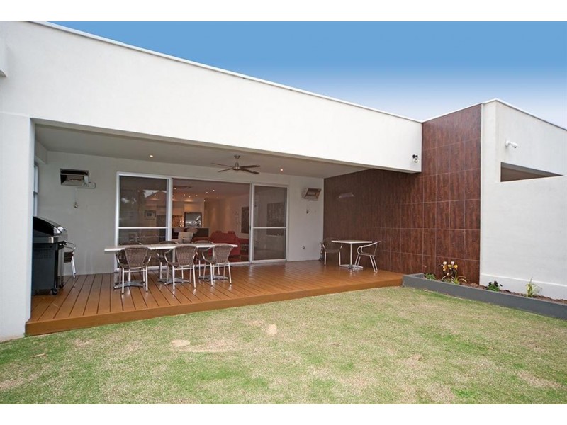 16A Rothesay Avenue, Glenelg North SA 5045