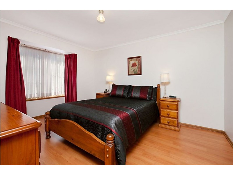 27 Lord Howe Avenue, Hillcrest SA 5086