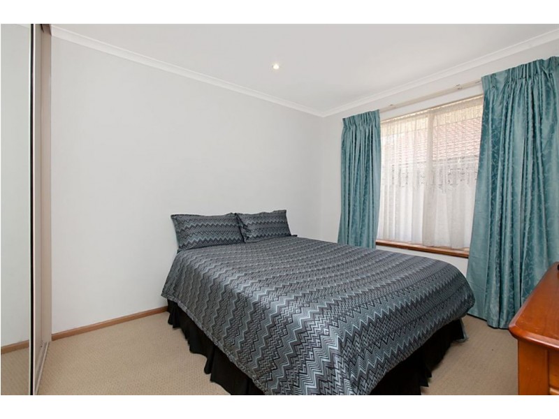 27 Lord Howe Avenue, Hillcrest SA 5086