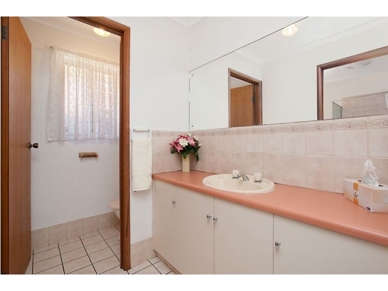 27 Lord Howe Avenue, Hillcrest SA 5086