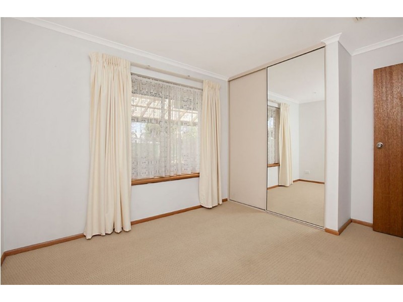 27 Lord Howe Avenue, Hillcrest SA 5086