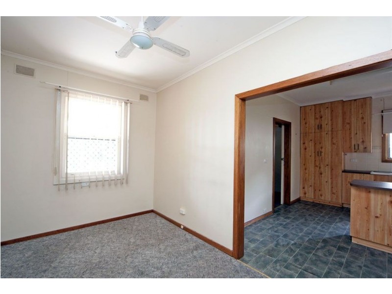 25 Burman Avenue, Gilles Plains SA 5086