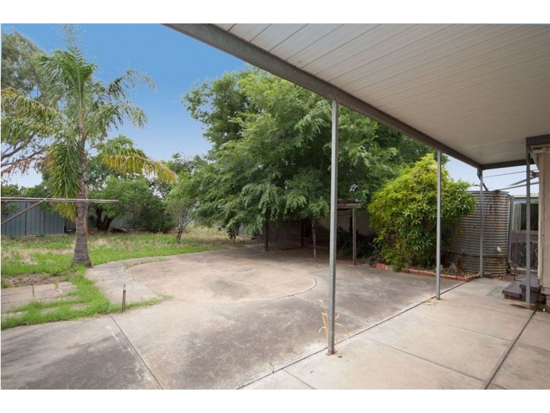 25 Burman Avenue, Gilles Plains SA 5086