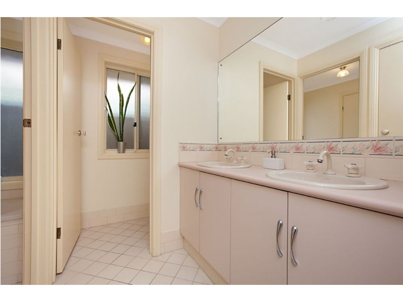 52 Noya Avenue, Modbury Heights SA 5092