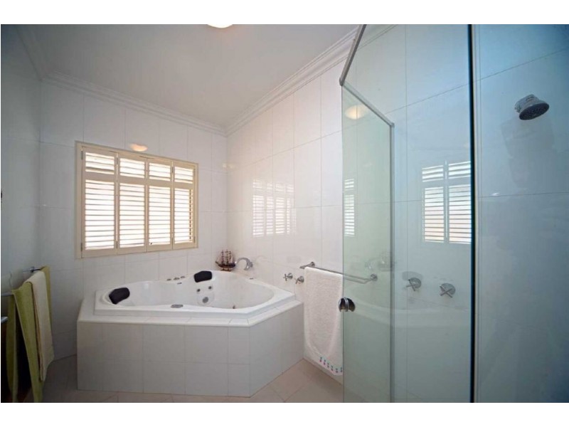 19 Mercurio Drive, Flinders Park SA 5025