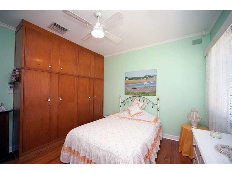 35 Dyott Avenue, Hampstead Gardens SA 5086