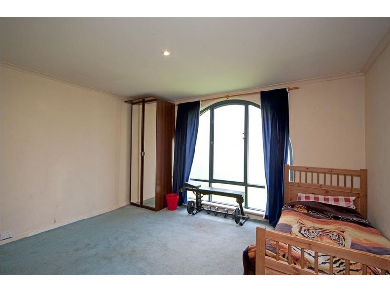 1 Benarce Close, Glen Osmond SA 5064