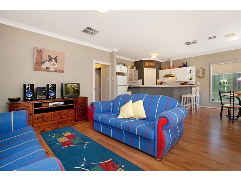 15 Mossman Street, Mawson Lakes SA 5095