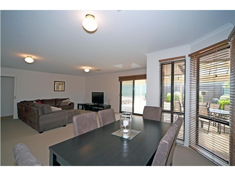 23 Glen Eyre Court, Aberfoyle Park SA 5159
