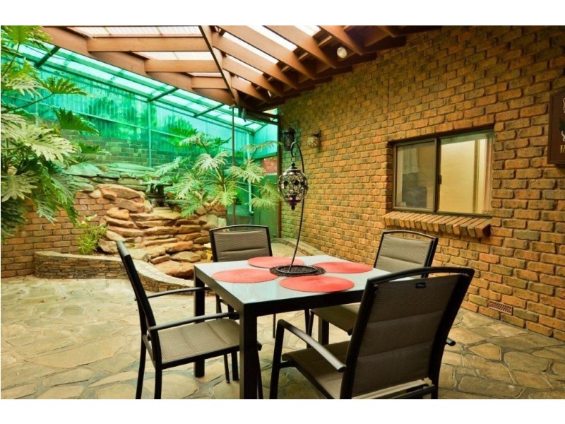 11 Buchanan Court (off Observation Dr & Gallery Rd), Highbury SA 5089