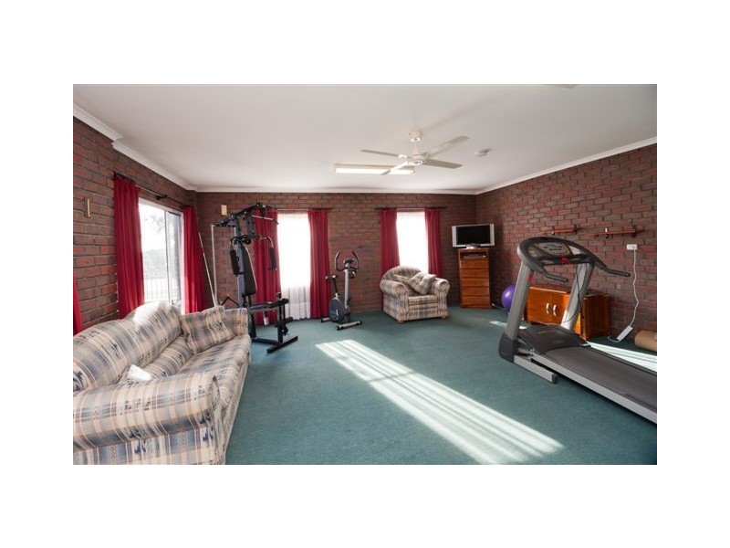 984 Lower North East Road (cnr Kismet), Highbury SA 5089