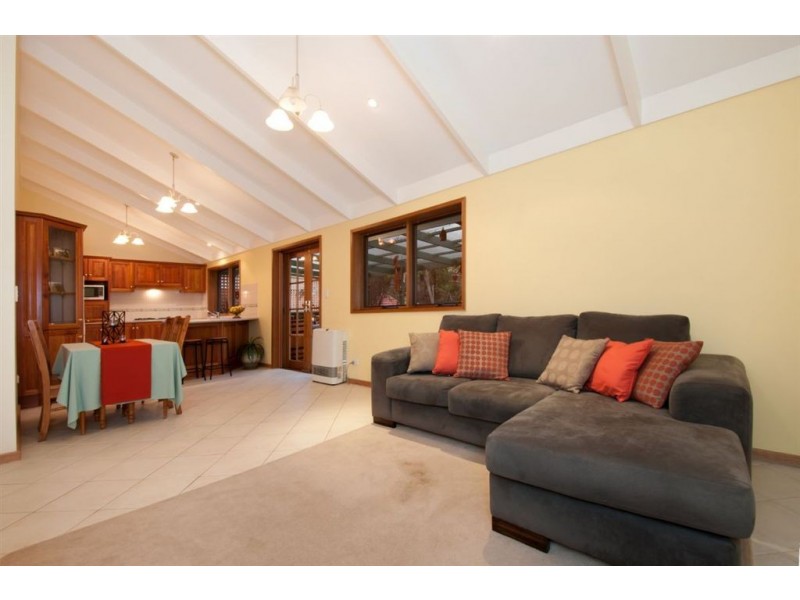 9 Woona Court, Banksia Park SA 5091