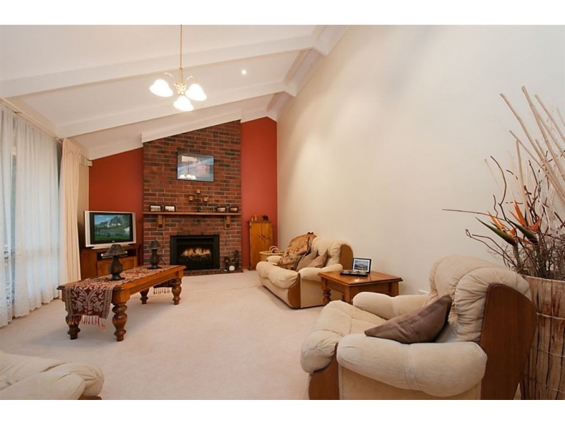 9 Woona Court, Banksia Park SA 5091