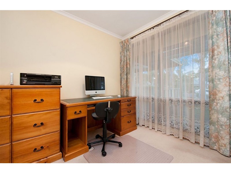 9 Woona Court, Banksia Park SA 5091