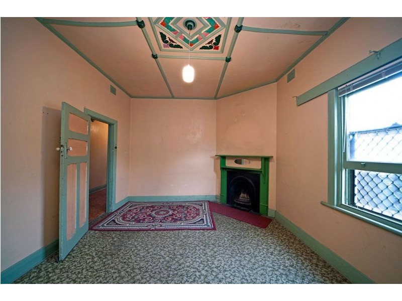 18 New Street, South Plympton SA 5038