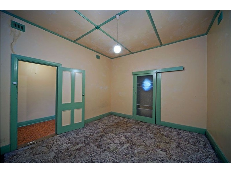 18 New Street, South Plympton SA 5038