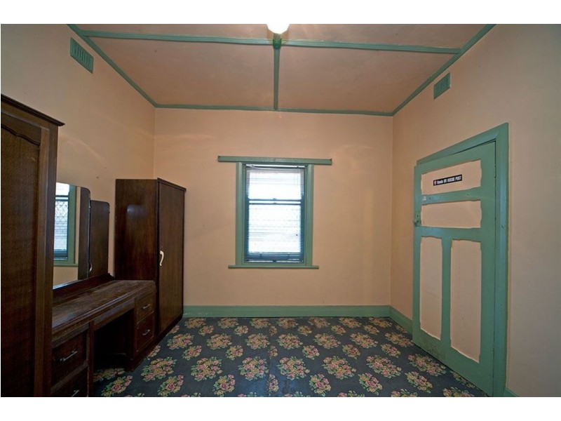 18 New Street, South Plympton SA 5038