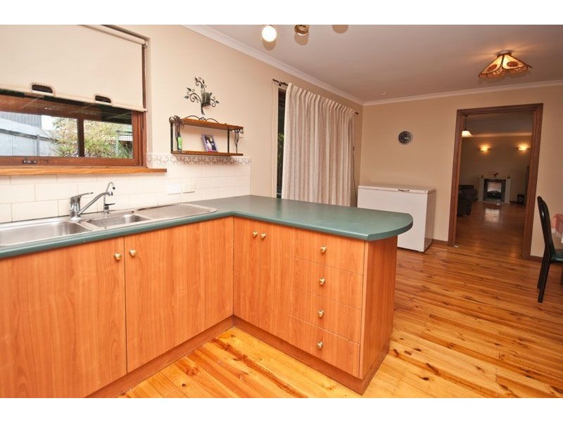 1 Phoebe Avenue, Modbury Heights SA 5092