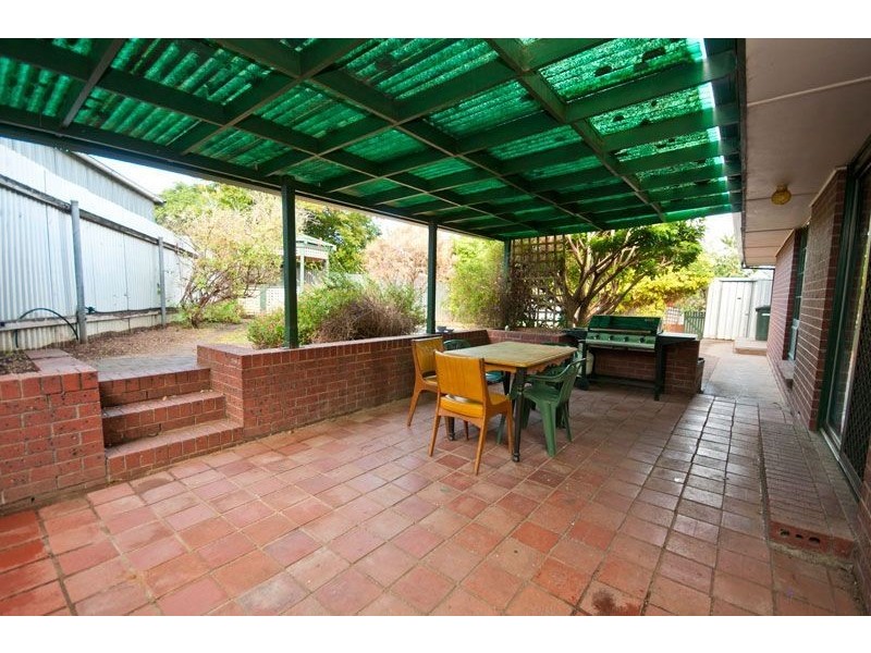 1 Phoebe Avenue, Modbury Heights SA 5092