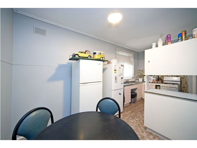 10 Coleridge Crescent, Clearview SA 5085