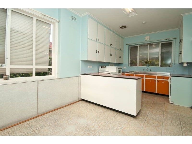 10 Hamilton Street, Vale Park SA 5081