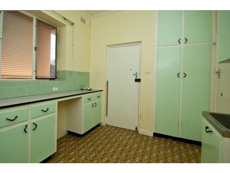 10 Hamilton Street, Vale Park SA 5081