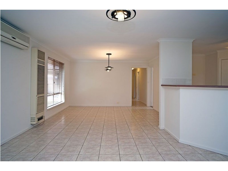 10 Hampton Drive, Oakden SA 5086