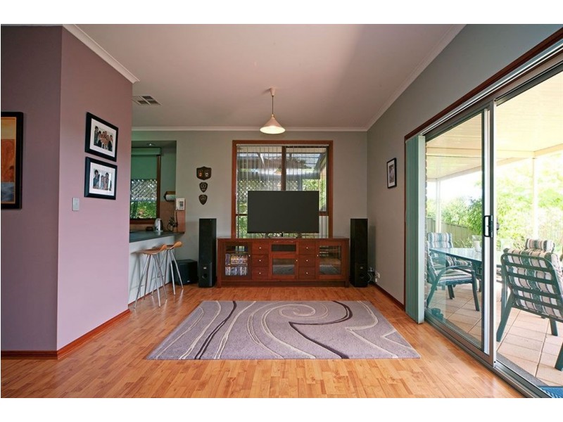 2 Highwood Court, Aberfoyle Park SA 5159