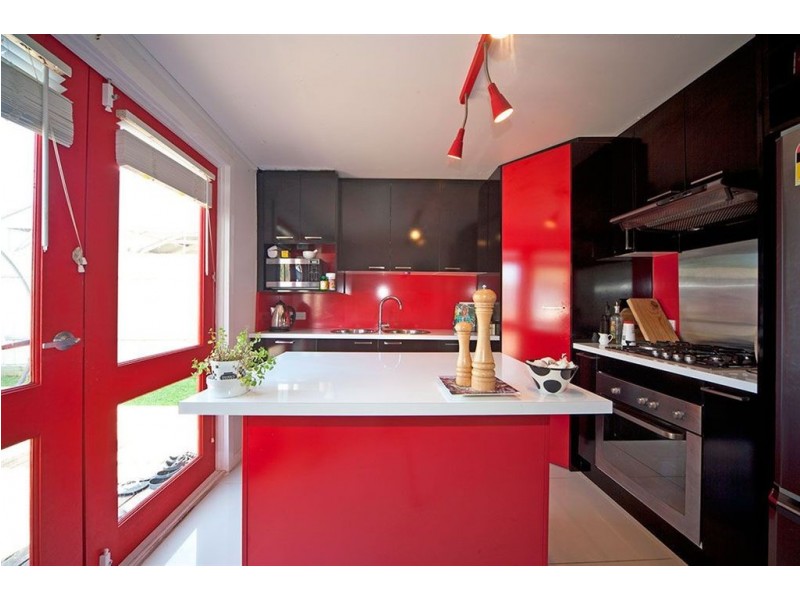 16 Mellor Road, Glanville SA 5015