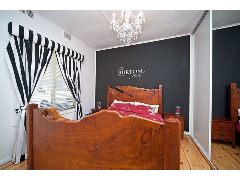 16 Mellor Road, Glanville SA 5015