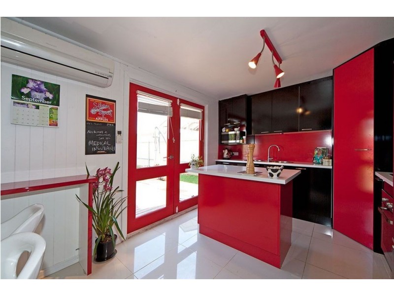 16 Mellor Road, Glanville SA 5015