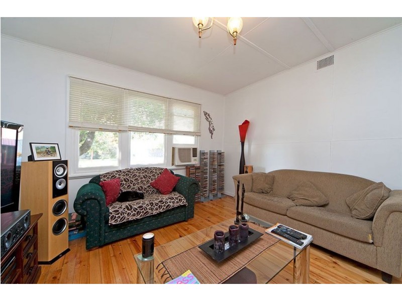 16 Mellor Road, Glanville SA 5015