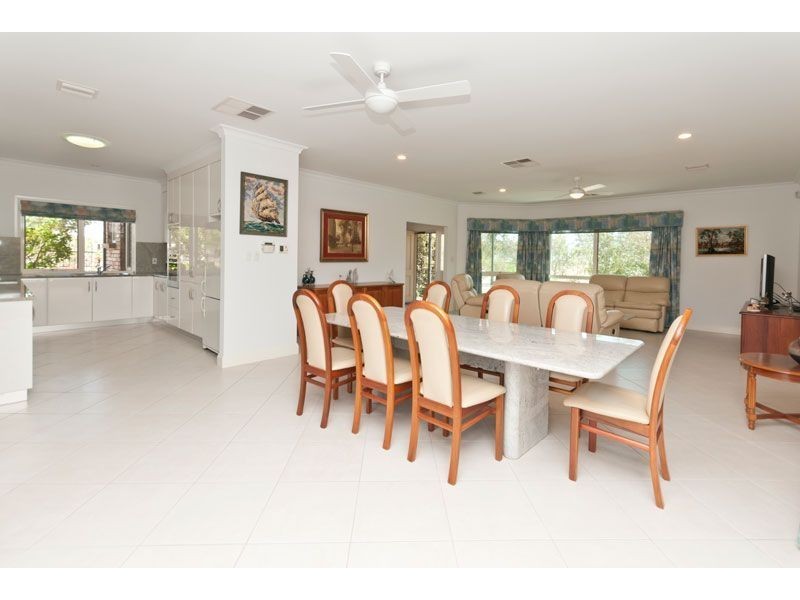 3 Everglade Street, Mawson Lakes SA 5095
